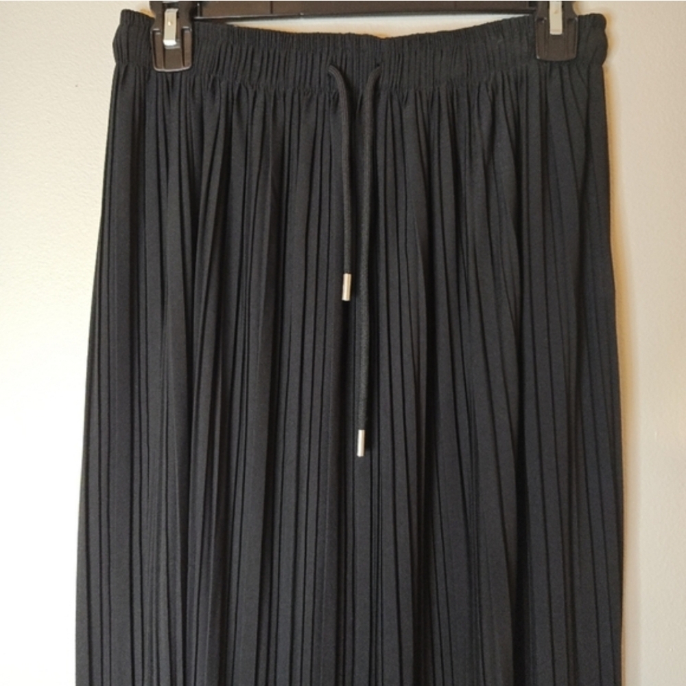 One Size Black Pleated Maxi Skirt Elastic High Waist Flowy Drawstring Boho - Picture 4 of 14